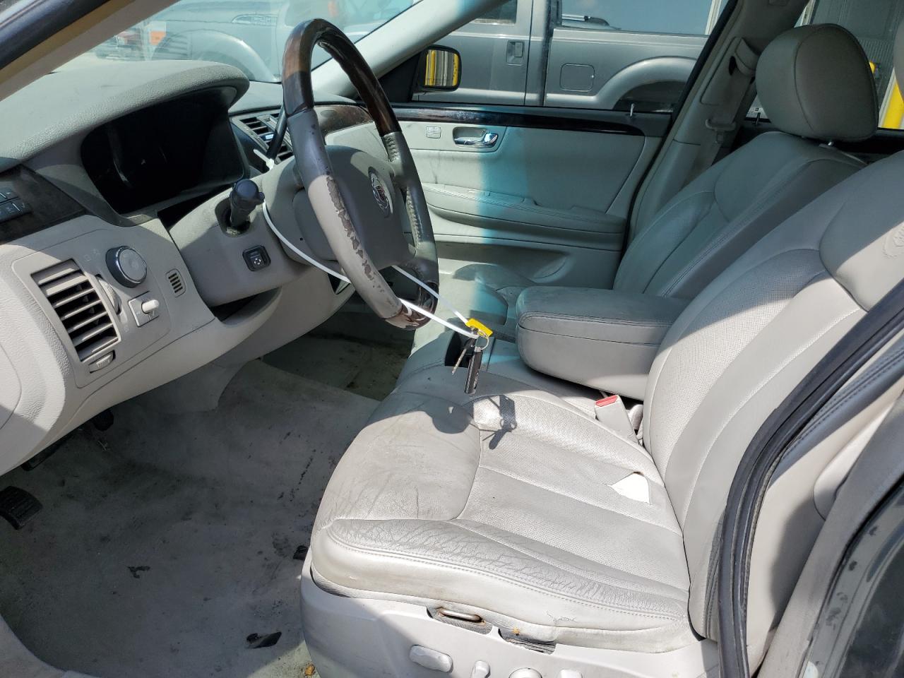 2008 Cadillac Dts VIN: 1G6KD57Y78U157120 Lot: 80754755