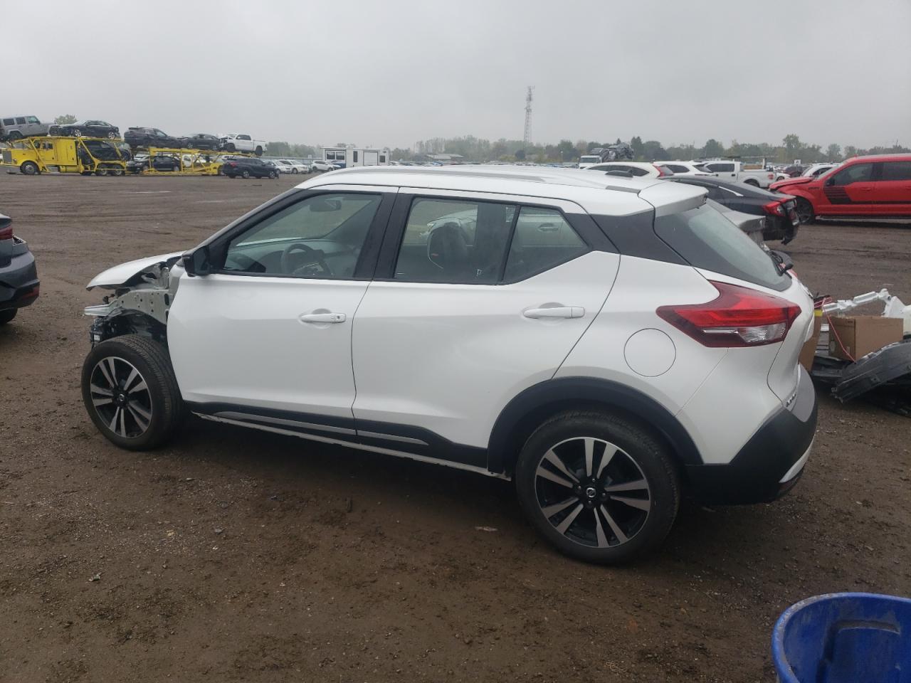 2019 Nissan Kicks S white null gas 3N1CP5CUXKL527685 photo #3
