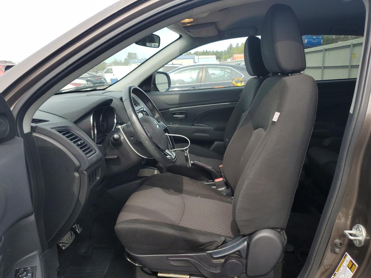 2018 Mitsubishi Outlander Sport Es VIN: JA4AP3AU5JU015214 Lot: 81126155