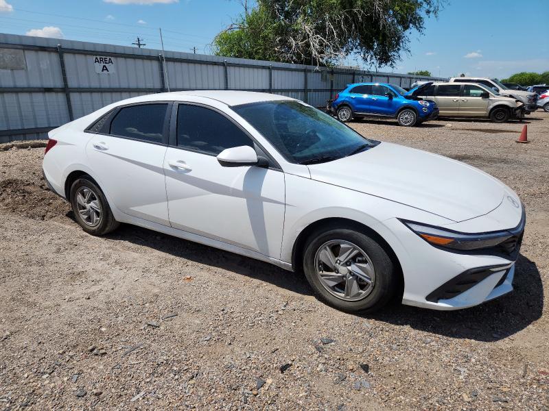  HYUNDAI ELANTRA 2024 Белы