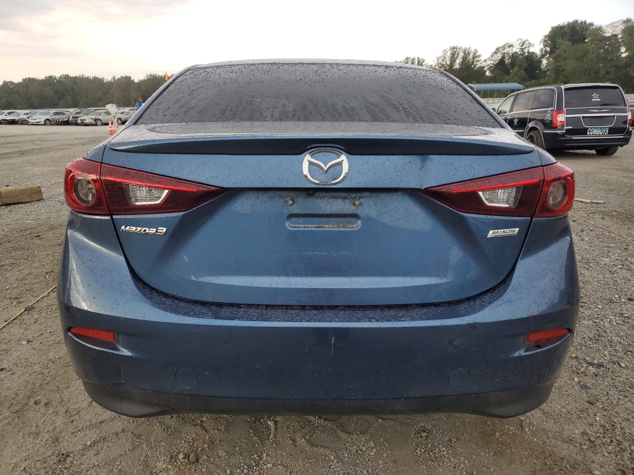 2018 Mazda 3 Touring VIN: 3MZBN1V32JM236177 Lot: 80477115