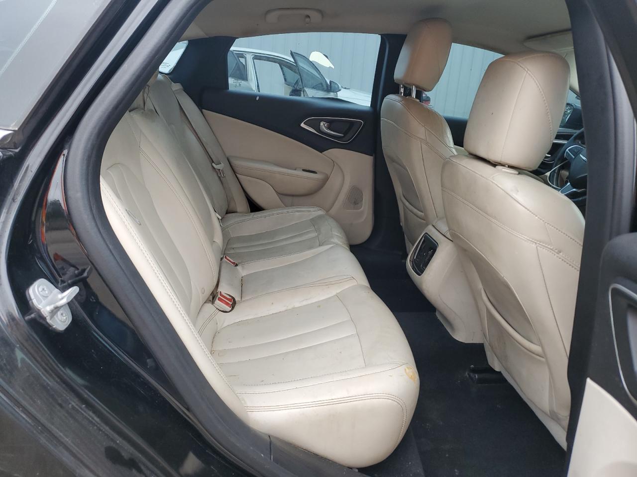 2015 Chrysler 200 C VIN: 1C3CCCCB8FN545155 Lot: 80322635