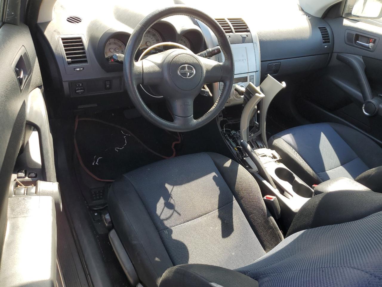 2005 Toyota Scion Tc VIN: JTKDE167X50024349 Lot: 81506935