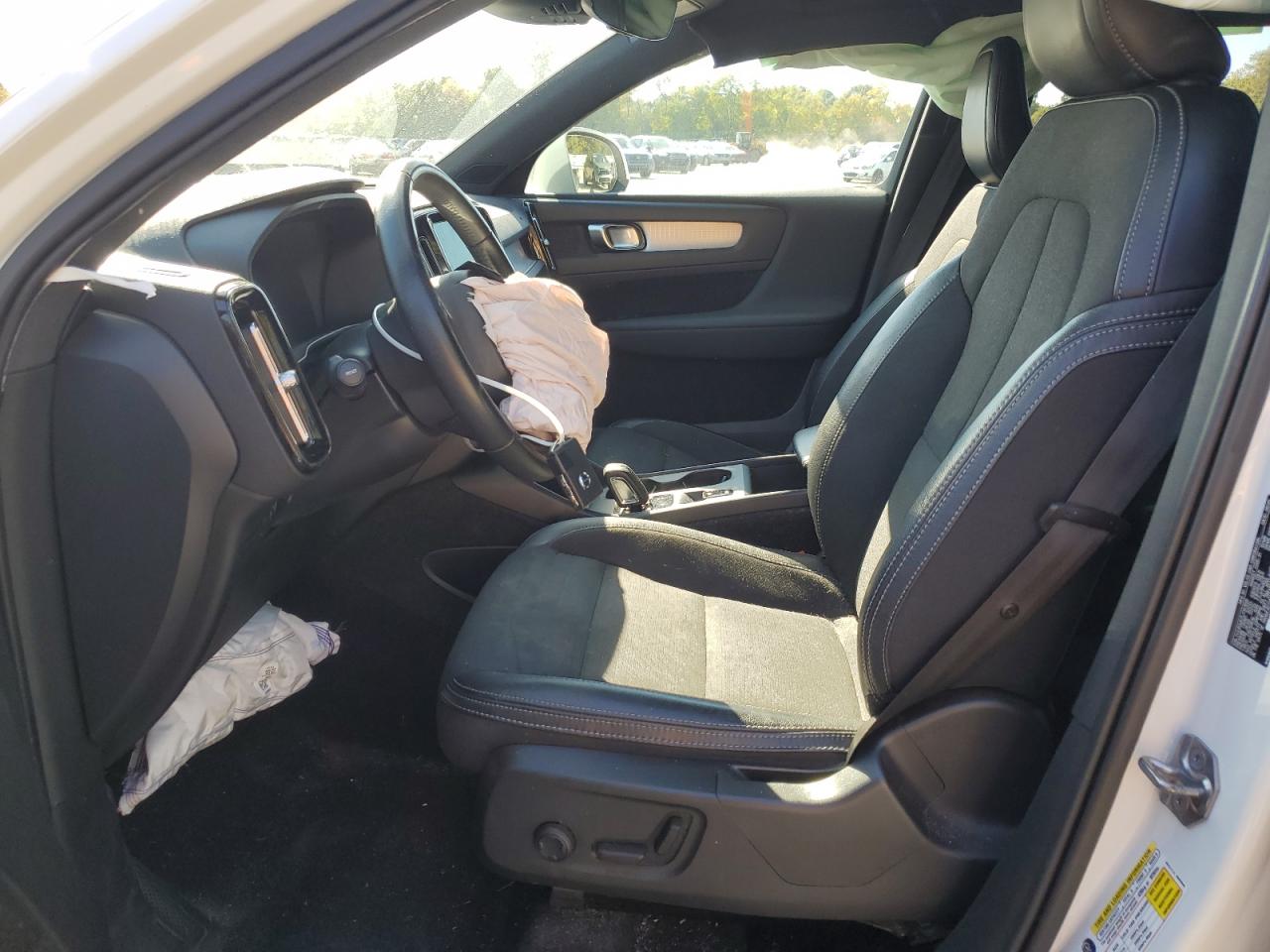 2020 Volvo Xc40 T5 Momentum VIN: YV4162UK7L2341556 Lot: 80559205