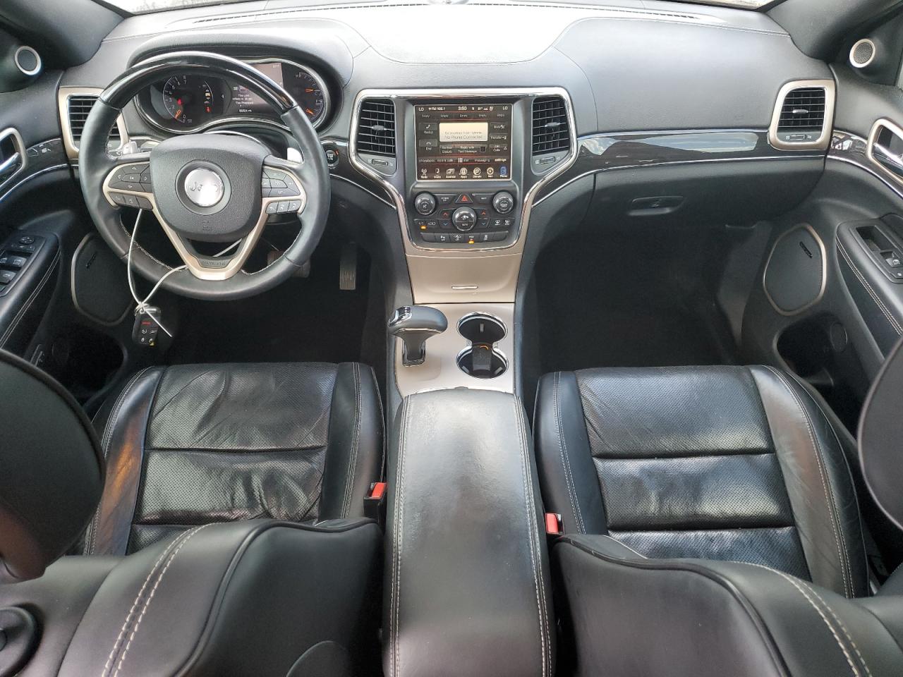 2015 Jeep Grand Cherokee Overland VIN: 1C4RJFCG2FC130031 Lot: 70902305