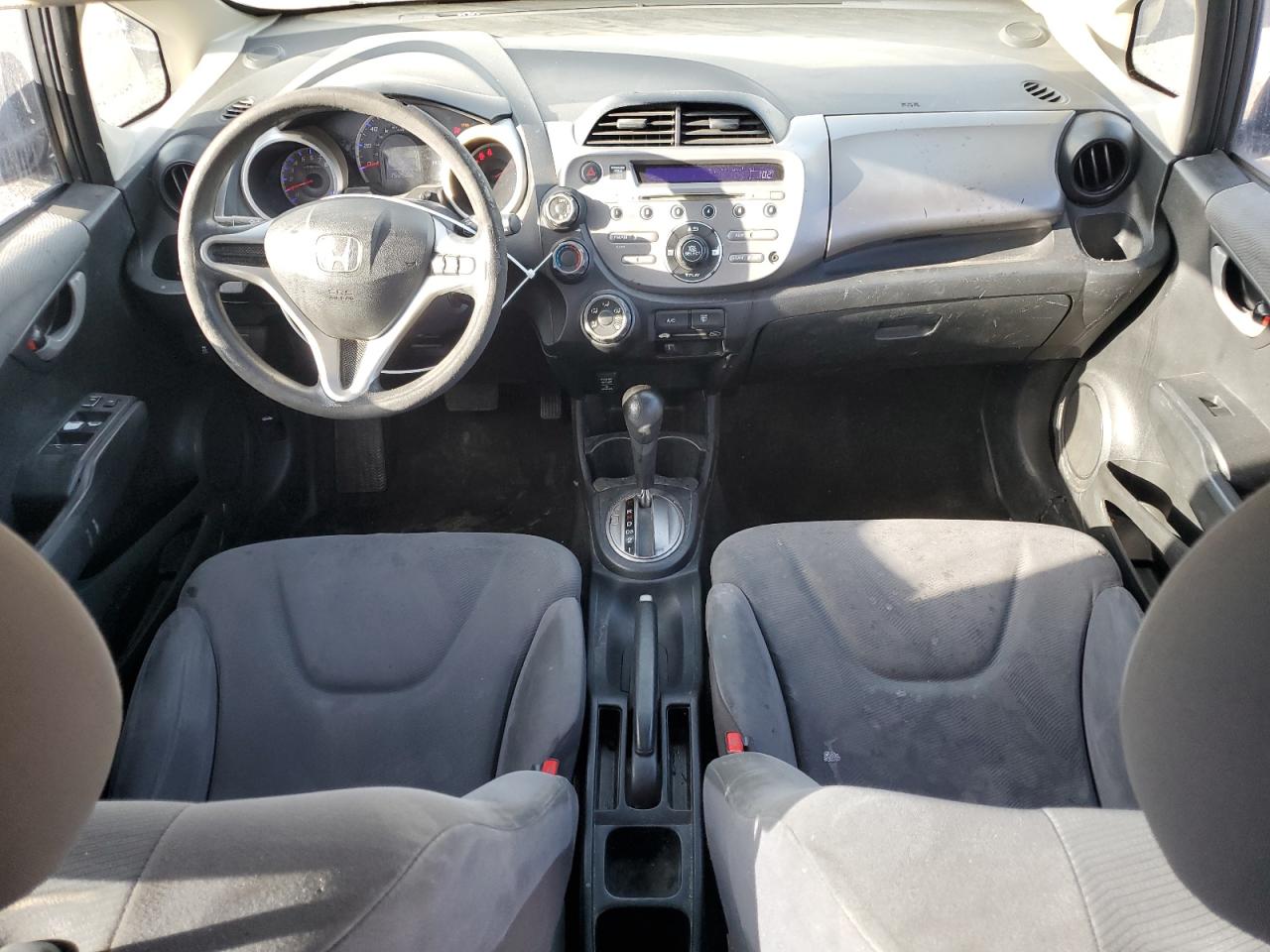 2013 Honda Fit VIN: JHMGE8H33DC014555 Lot: 84395915