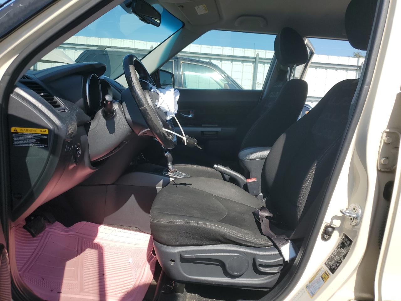 2013 Kia Soul + VIN: KNDJT2A68D7572070 Lot: 81628785