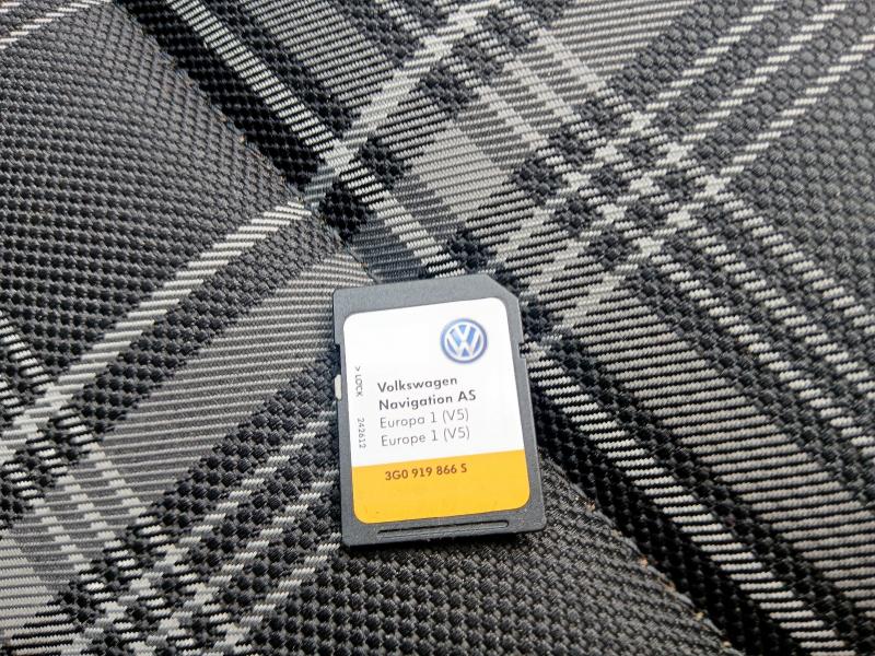 2016 VOLKSWAGEN GOLF GTD S-A 