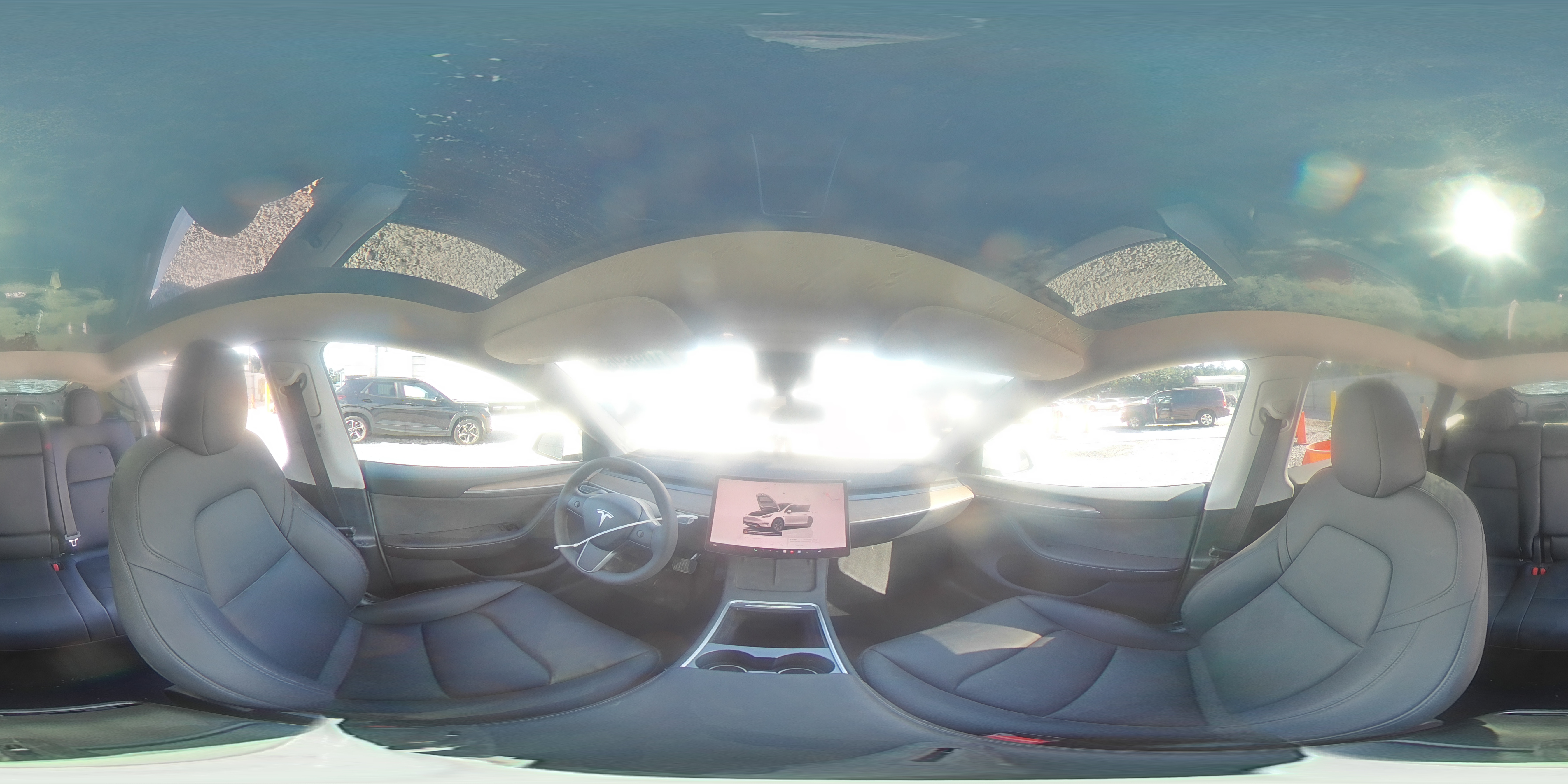 2025 Tesla Model Y VIN: 7SAYGDEE1SA358979 Lot: 71098965