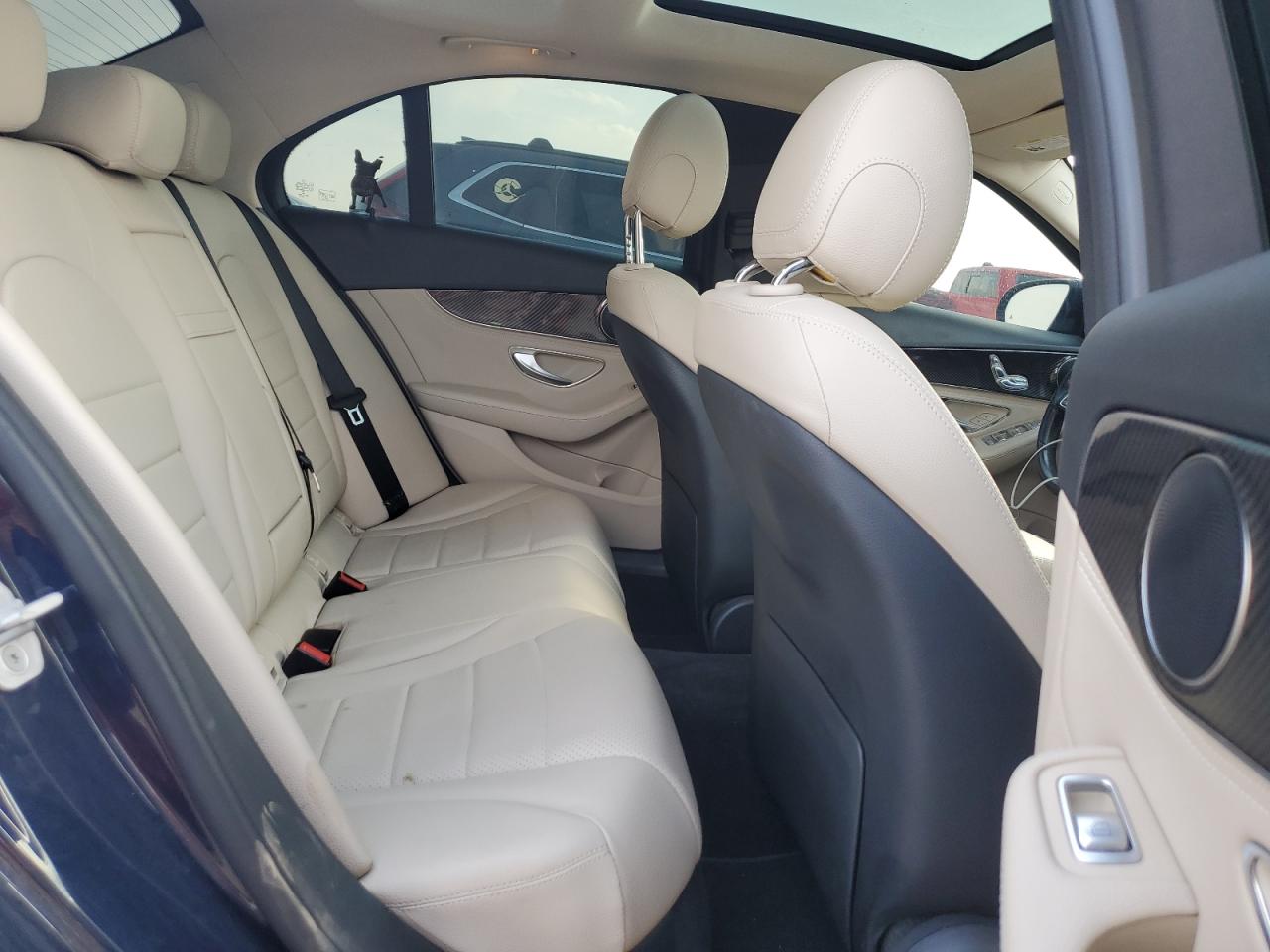 2016 Mercedes-Benz C 300 VIN: 55SWF4JB5GU116384 Lot: 69498345