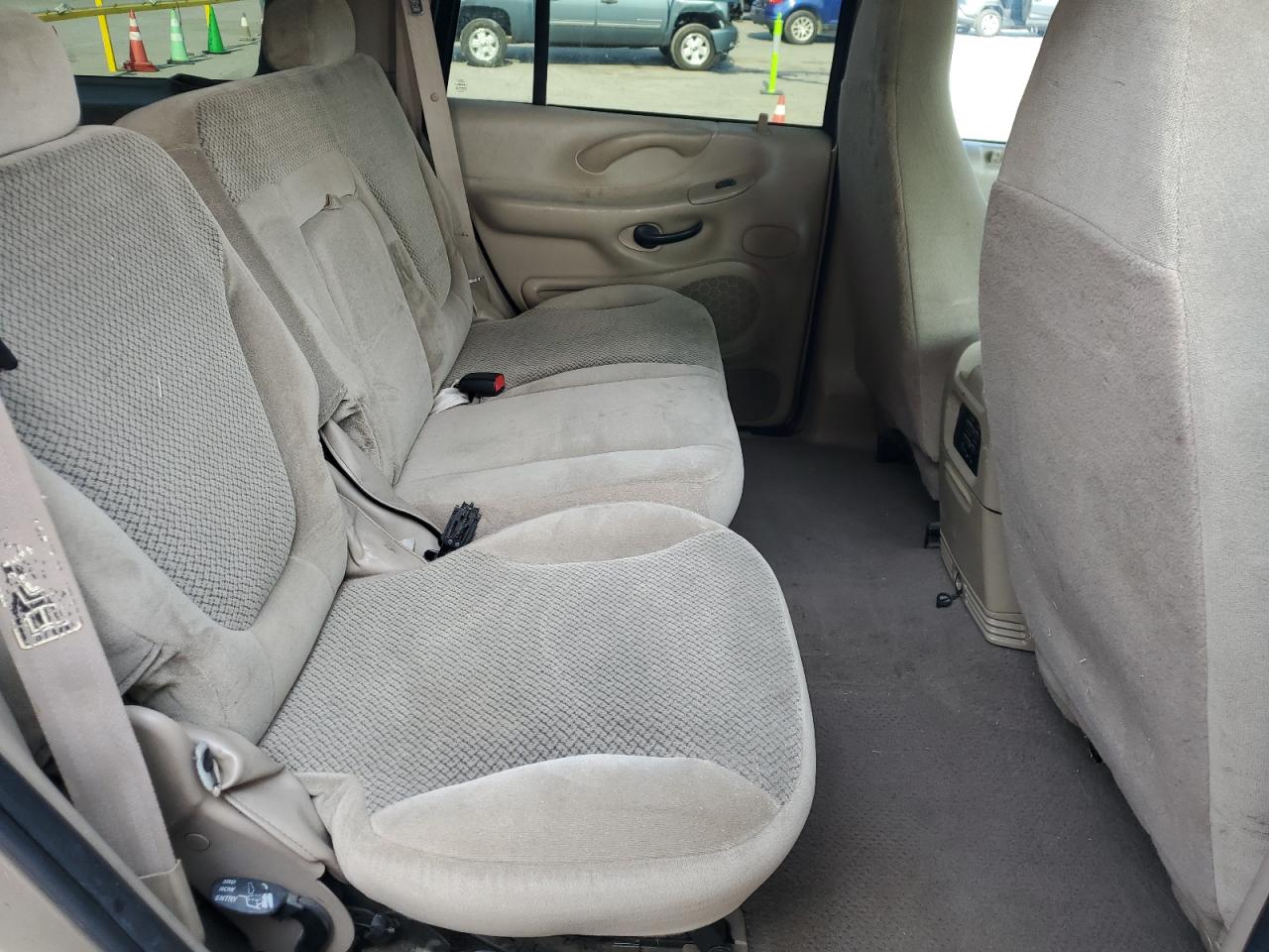 2001 Ford Expedition Xlt VIN: 1FMPU16L21LA53398 Lot: 80287165