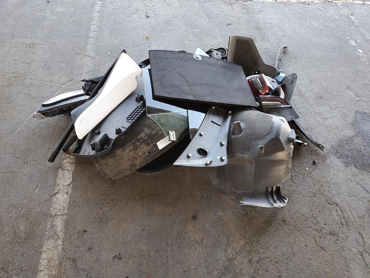 2020 Tesla Model 3 VIN: 5YJ3E1EA6LF805125 Lot: 81606955