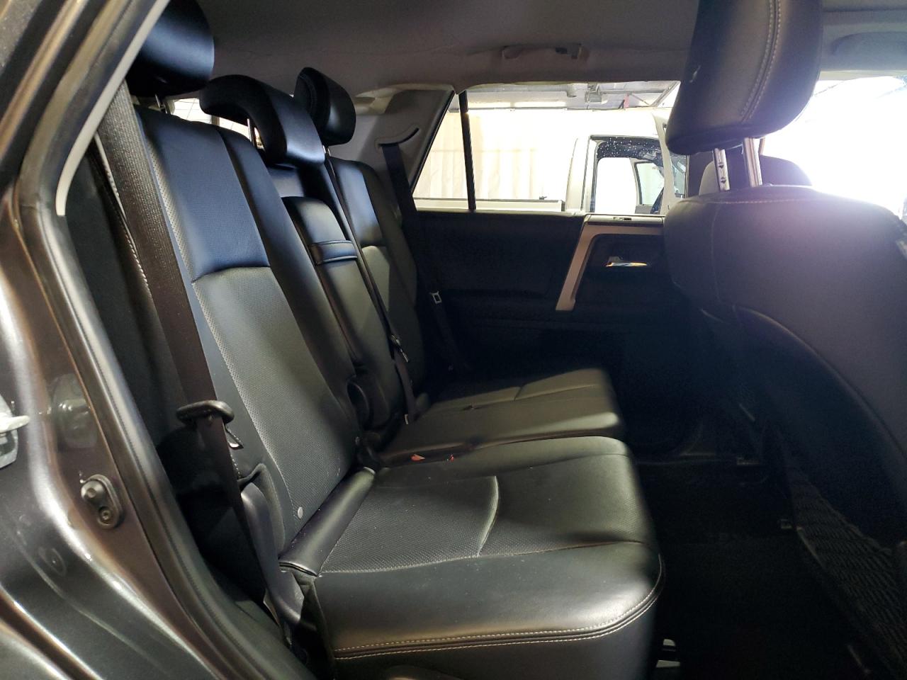 2017 Toyota 4Runner Sr5/Sr5 Premium VIN: JTEBU5JRXH5444939 Lot: 81006175