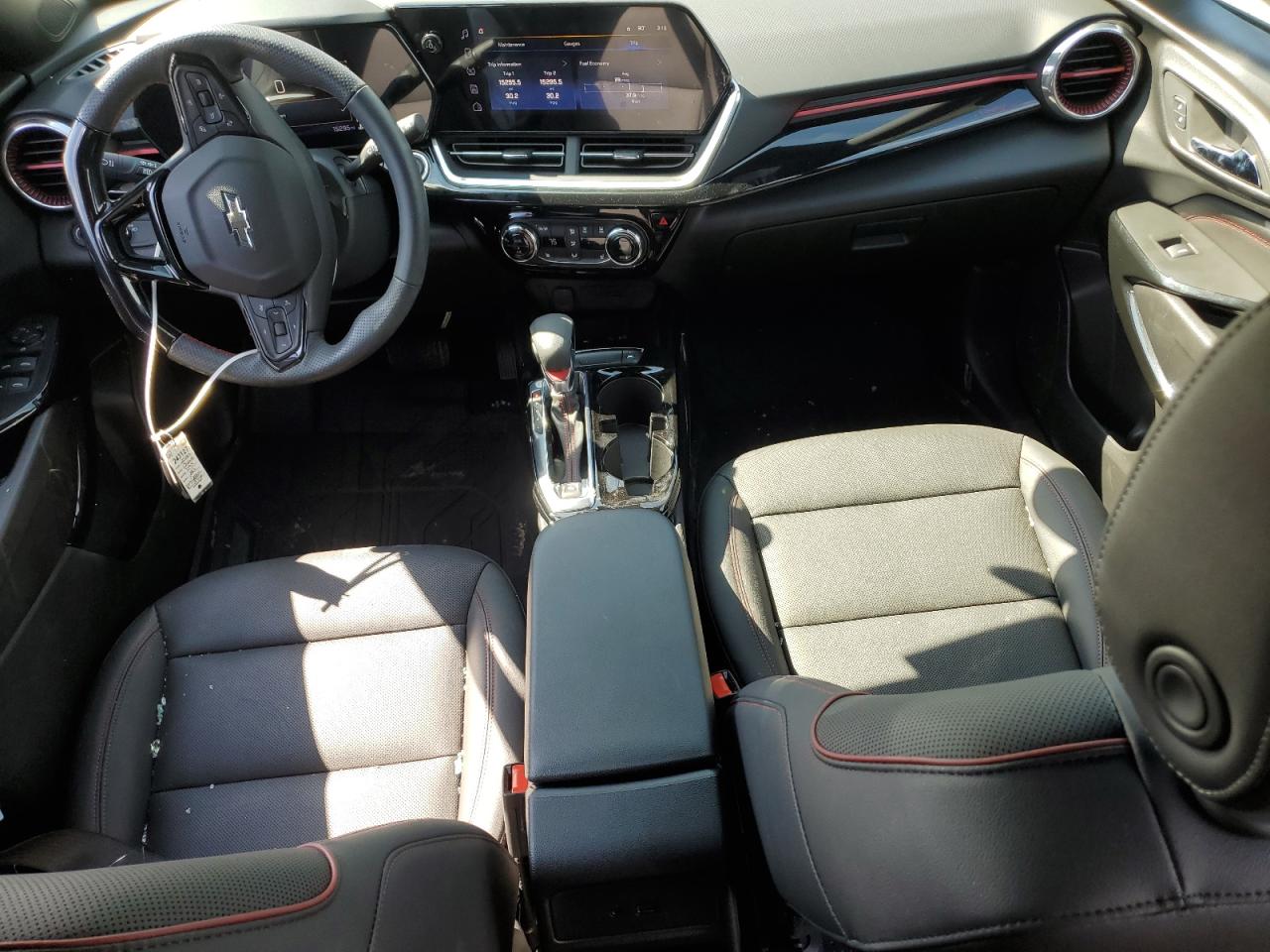 2024 Chevrolet Trax 2Rs VIN: KL77LJE2XRC178416 Lot: 80174585