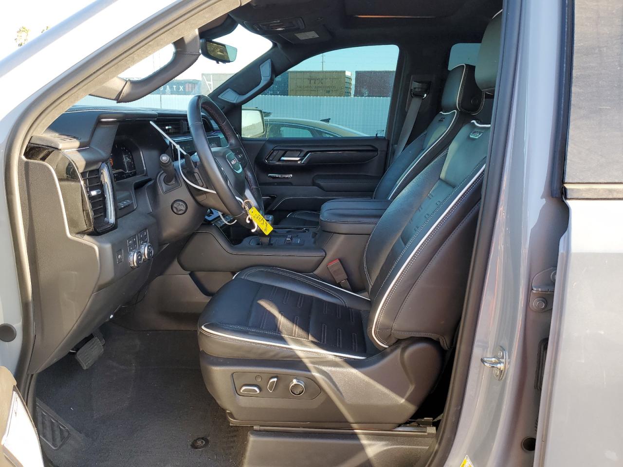 2024 GMC Sierra K1500 At4X VIN: 3GTUUFE88RG128289 Lot: 71290025