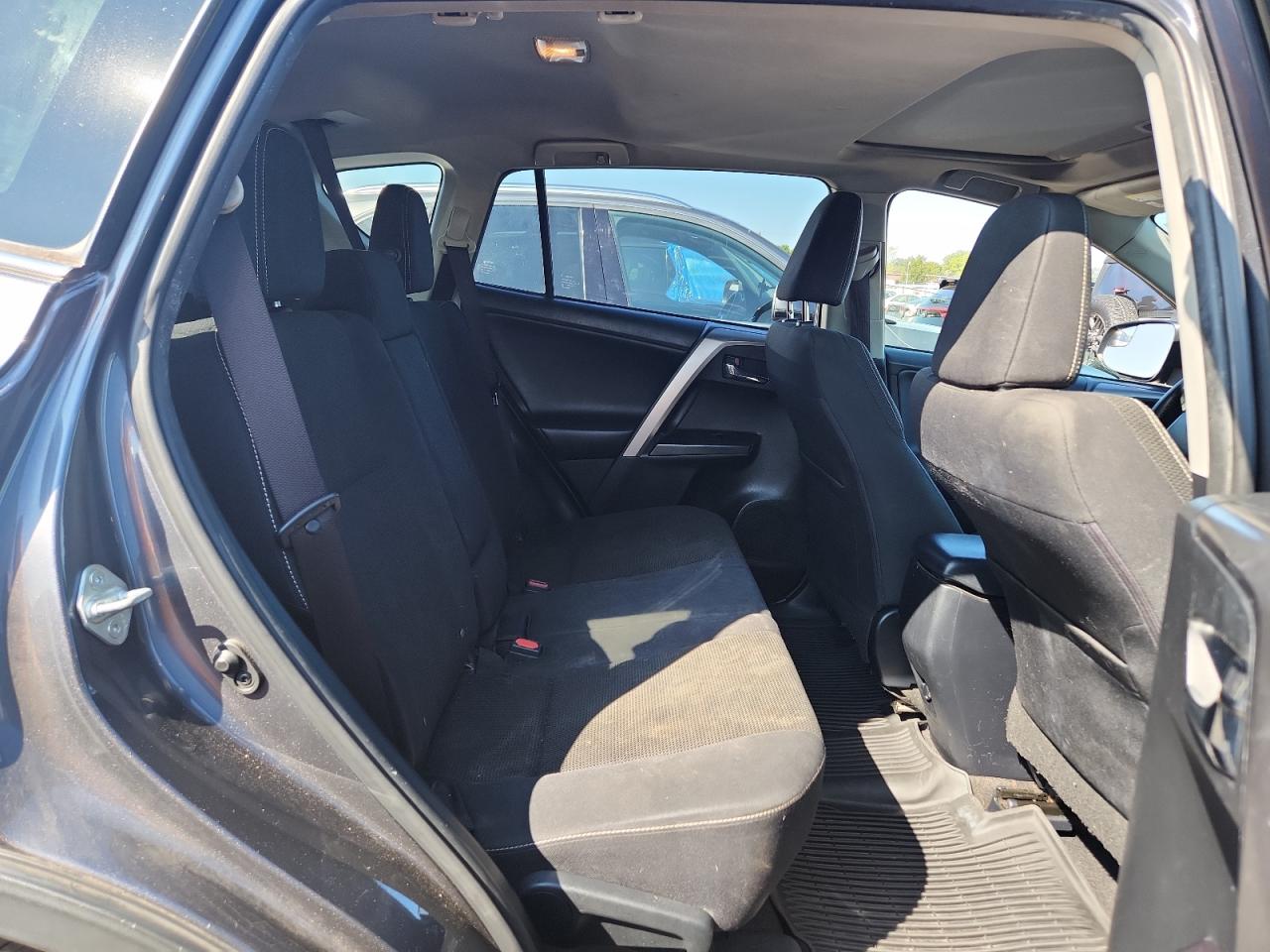 2017 Toyota Rav4 Xle VIN: JTMRFREV9HD209322 Lot: 71997825