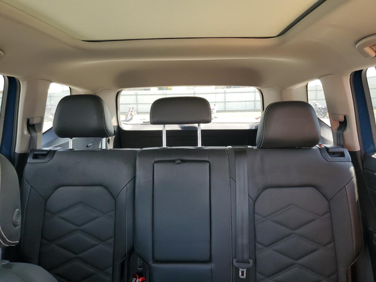 2025 Volkswagen Atlas Se VIN: 1V2KR2CA8SC517609 Lot: 81786855