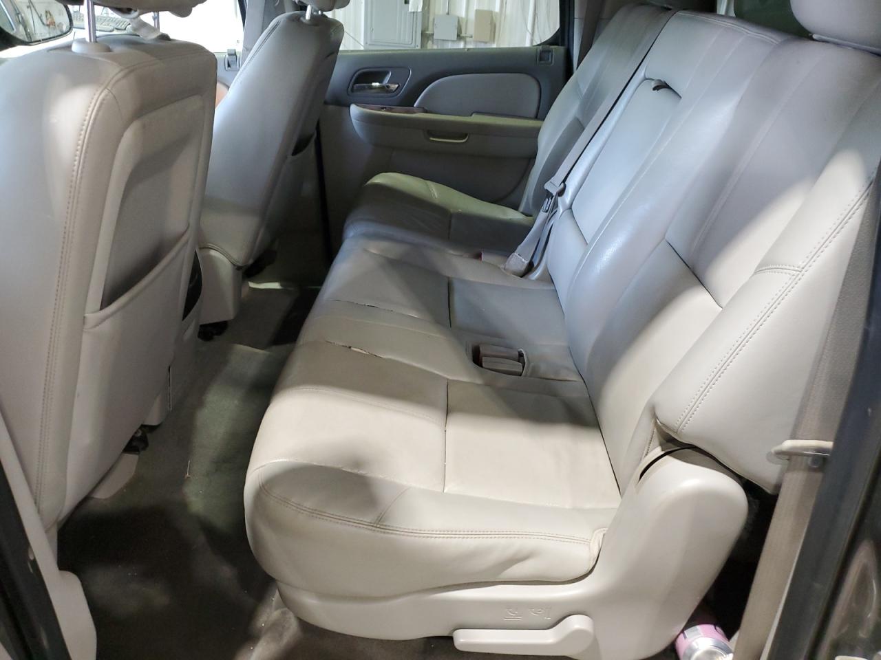 2012 Chevrolet Suburban K1500 Lt VIN: 1GNSKJE73CR302467 Lot: 81027395