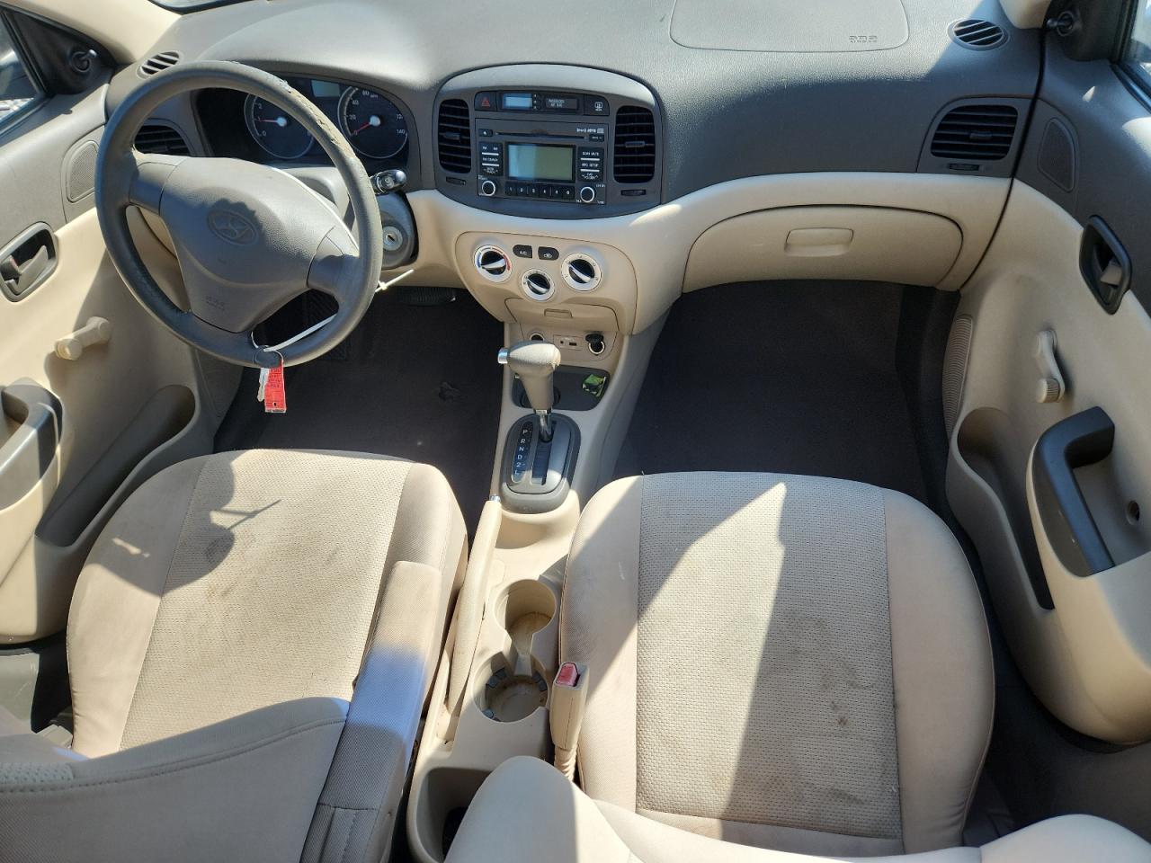 2010 Hyundai Accent Gls VIN: KMHCN4AC1AU414554 Lot: 80798095