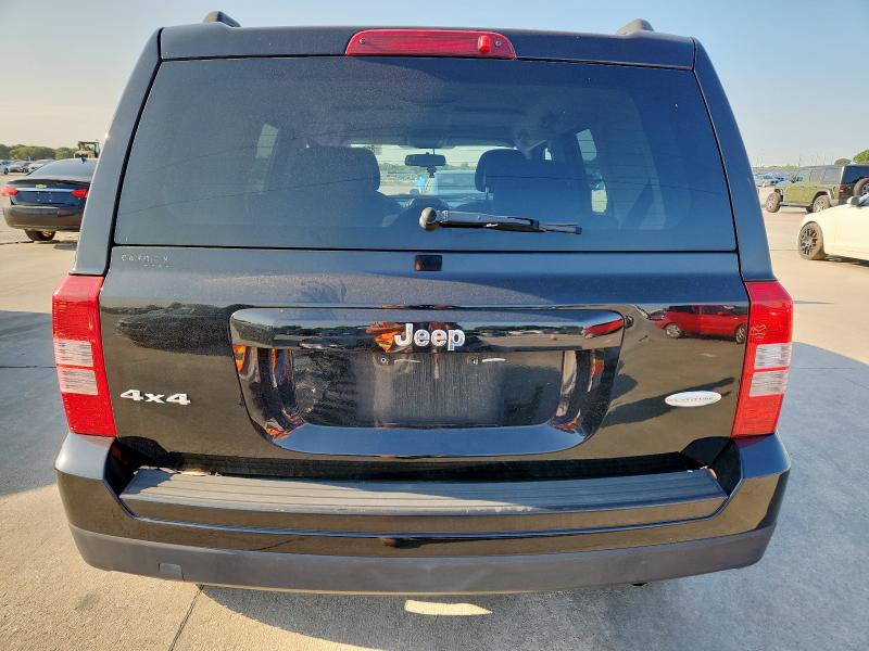  JEEP PATRIOT 2015 Czarny