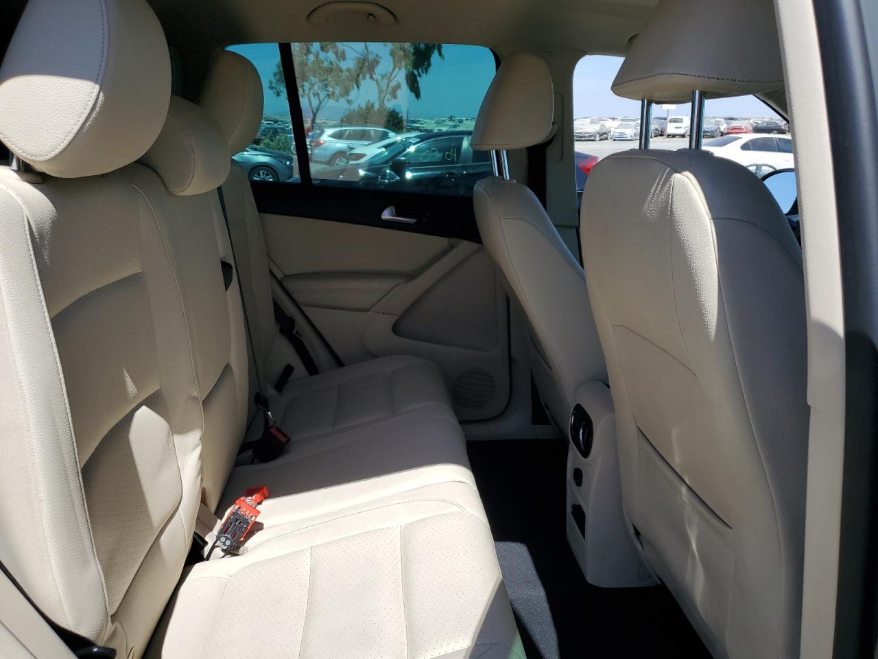 2013 Volkswagen Tiguan S VIN: WVGBV7AX7DW551779 Lot: 71186525