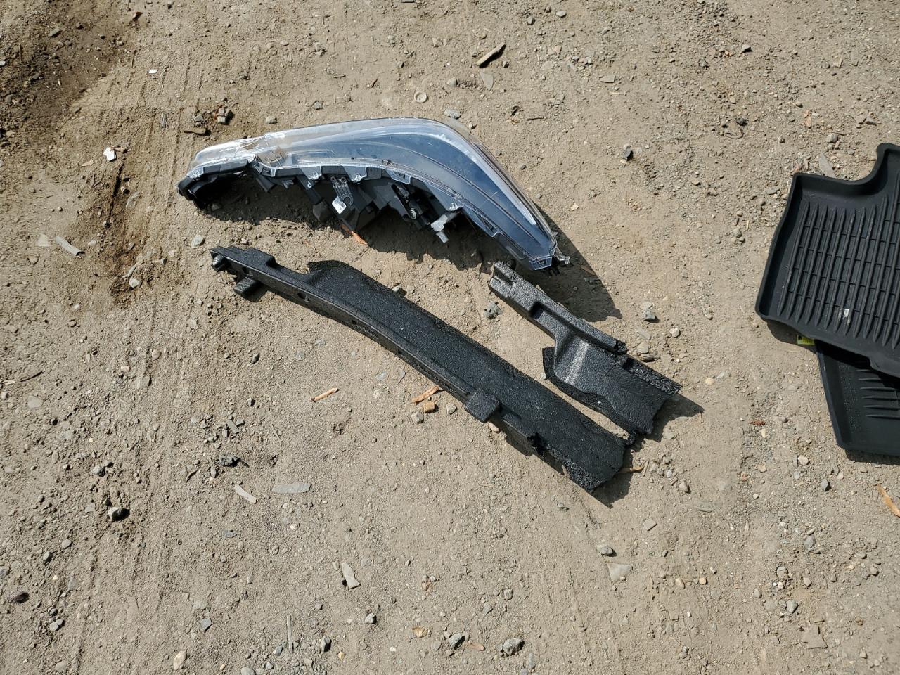 2022 Toyota Highlander L VIN: 5TDBZRBH1NS192796 Lot: 81601415