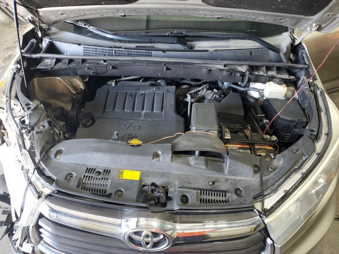 2015 Toyota Highlander Le VIN: 5TDBKRFHXFS095998 Lot: 71081265