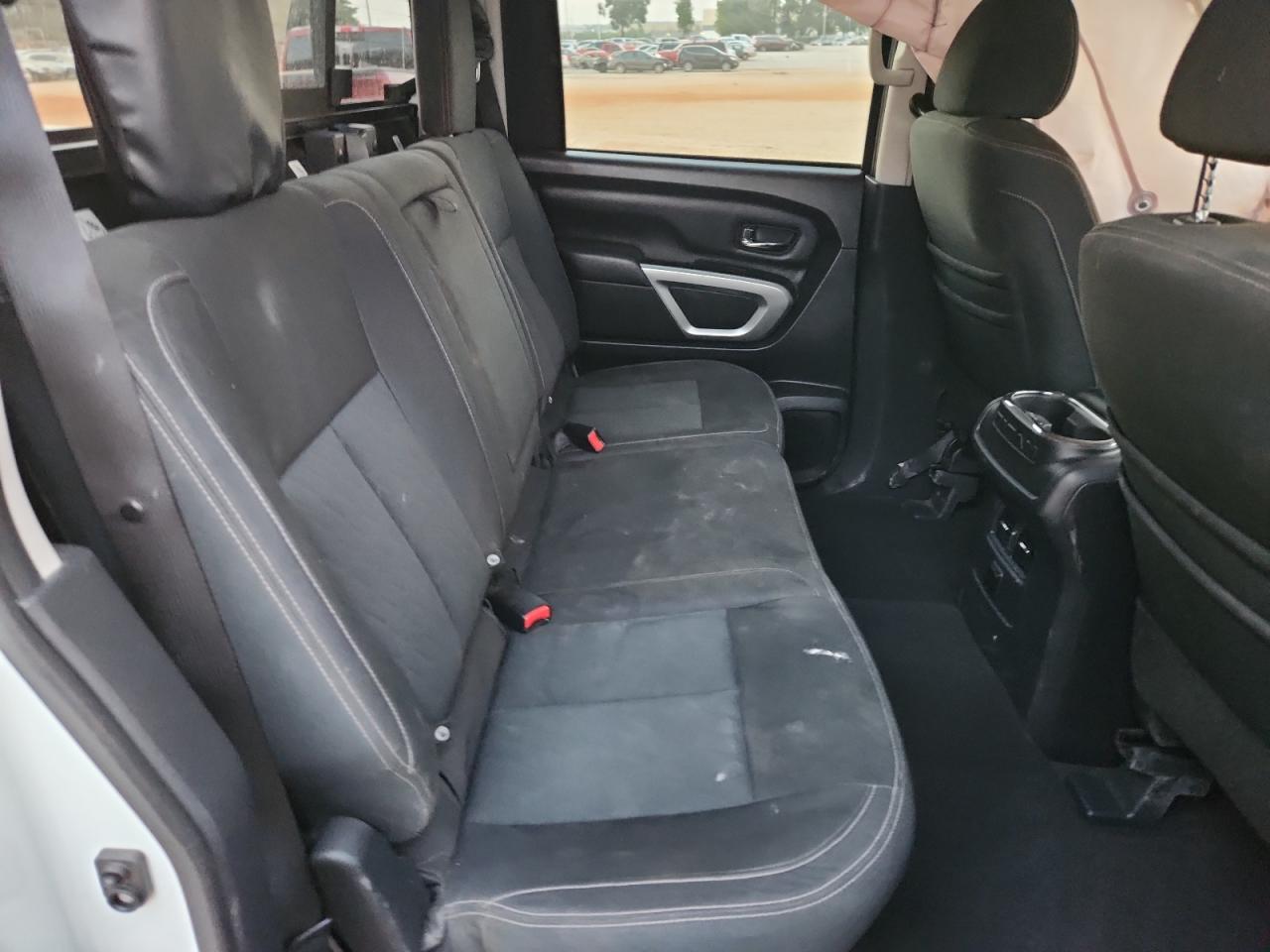 2018 Nissan Titan Sv VIN: 1N6AA1E64JN504489 Lot: 81207855