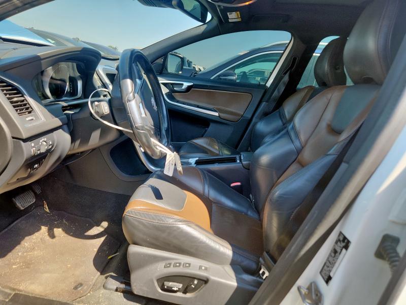 2015 VOLVO XC60 T5 PREMIER  