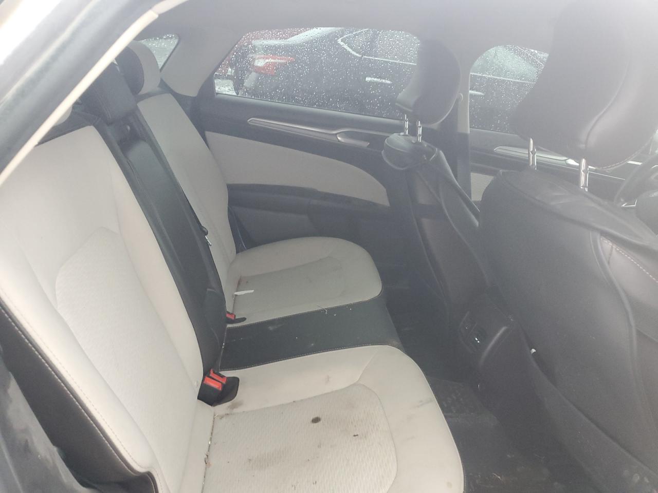 2019 Ford Fusion Se VIN: 3FA6P0HD2KR250796 Lot: 81750485