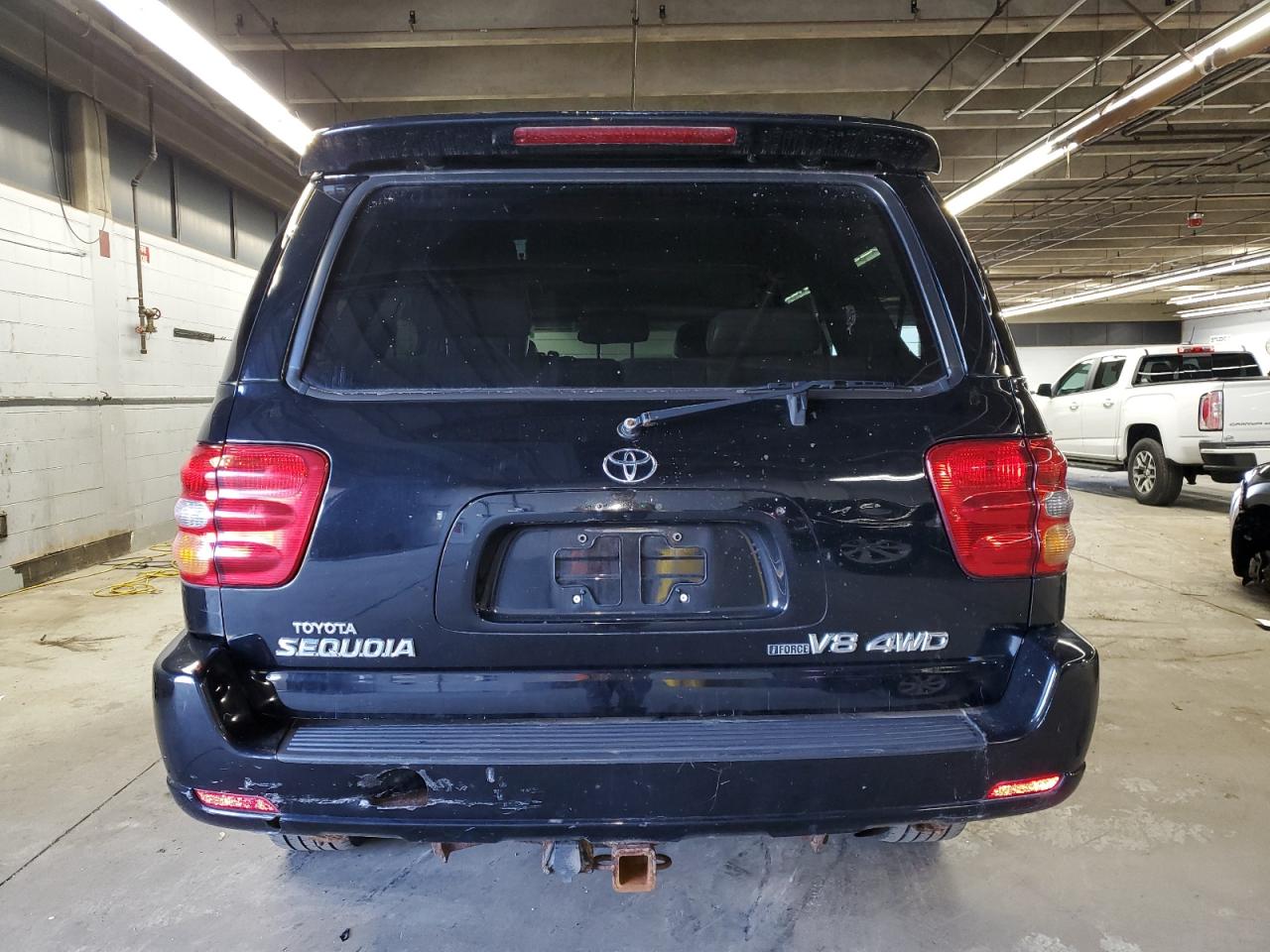 2004 Toyota Sequoia Limited VIN: 5TDBT48A64S210321 Lot: 81205005