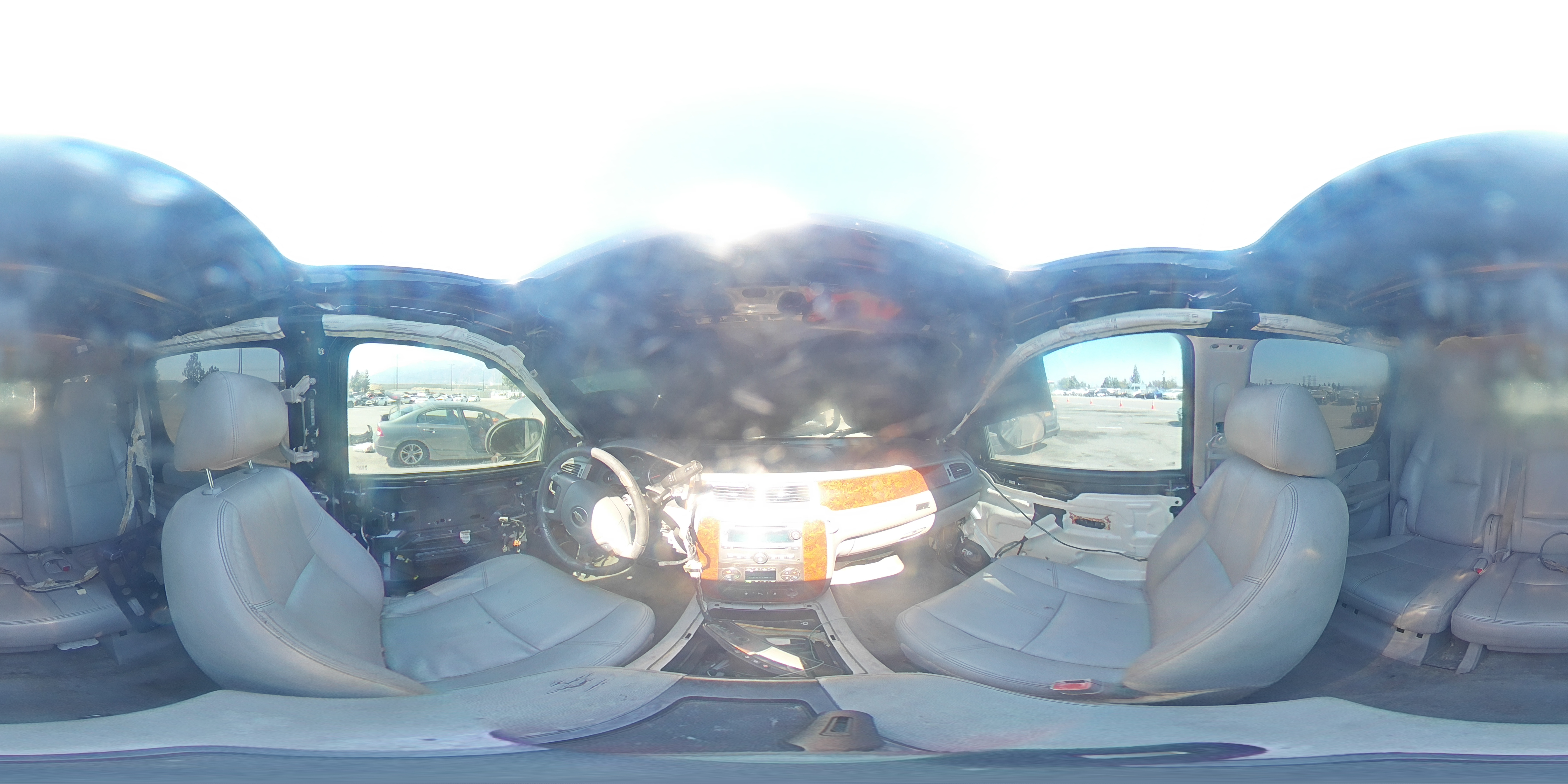 2014 Chevrolet Suburban C1500 Lt VIN: 1GNSCJE01ER123119 Lot: 80470565