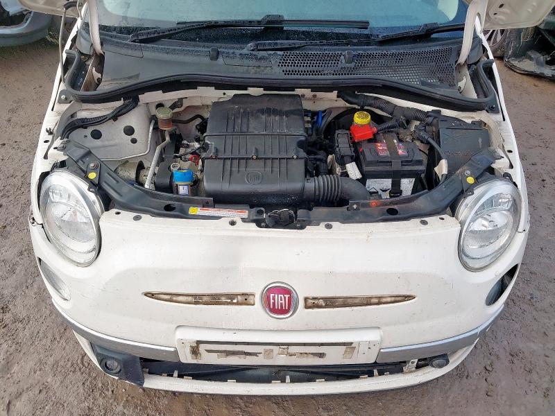 2015 FIAT 500 LOUNGE 
