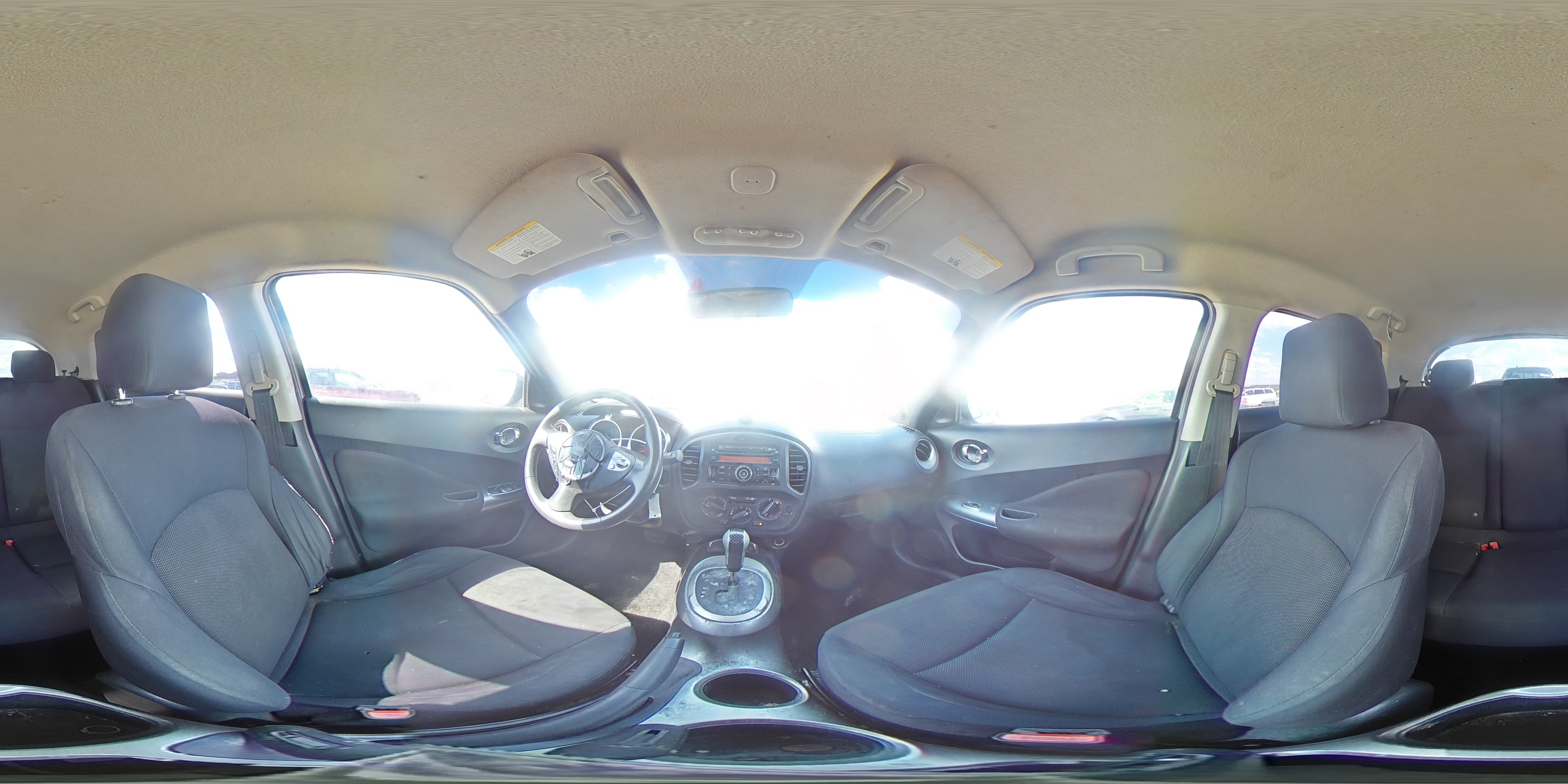 2014 Nissan Juke S VIN: JN8AF5MRXET451584 Lot: 82052005