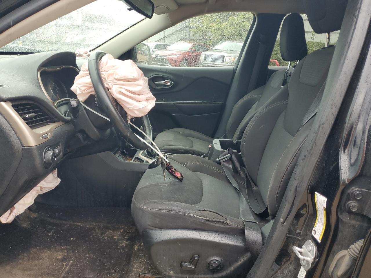 2017 Jeep Cherokee Latitude VIN: 1C4PJLCB4HW559960 Lot: 71434355