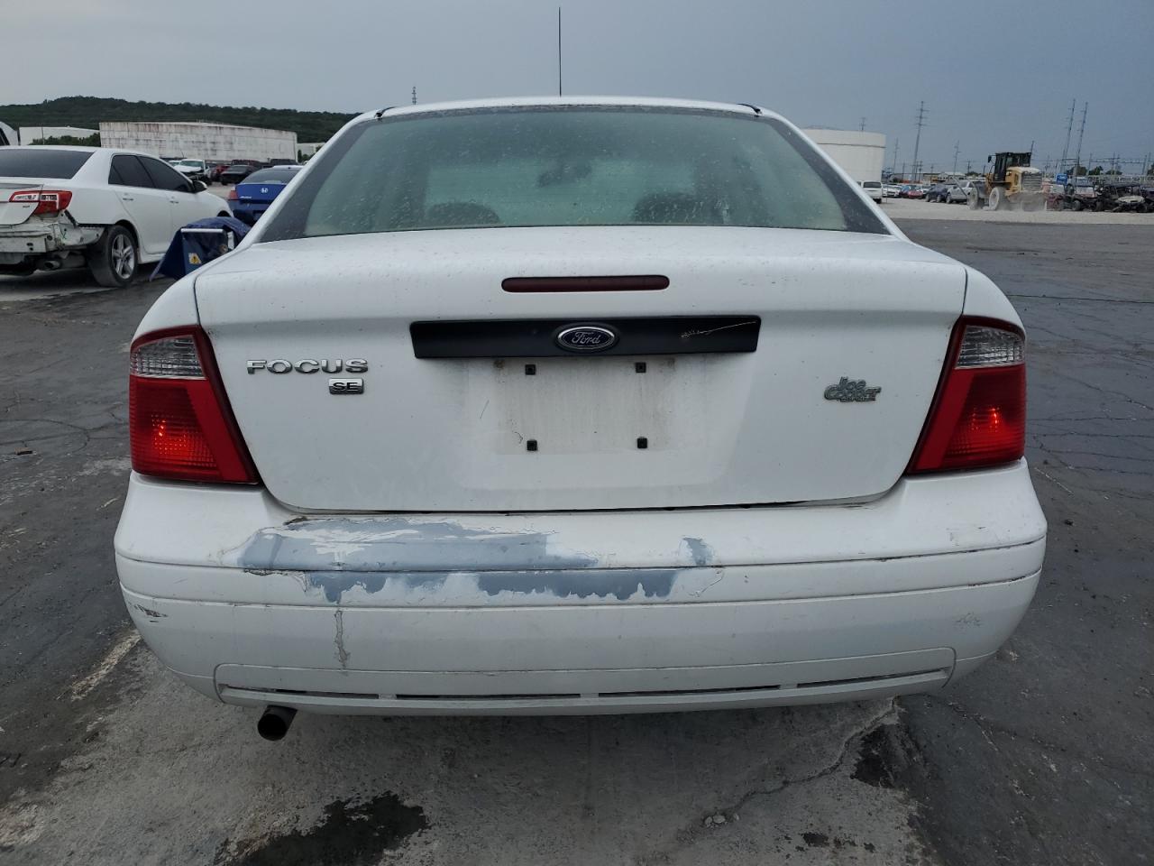 2007 Ford Focus Zx4 VIN: 1FAFP34N77W121974 Lot: 81611575