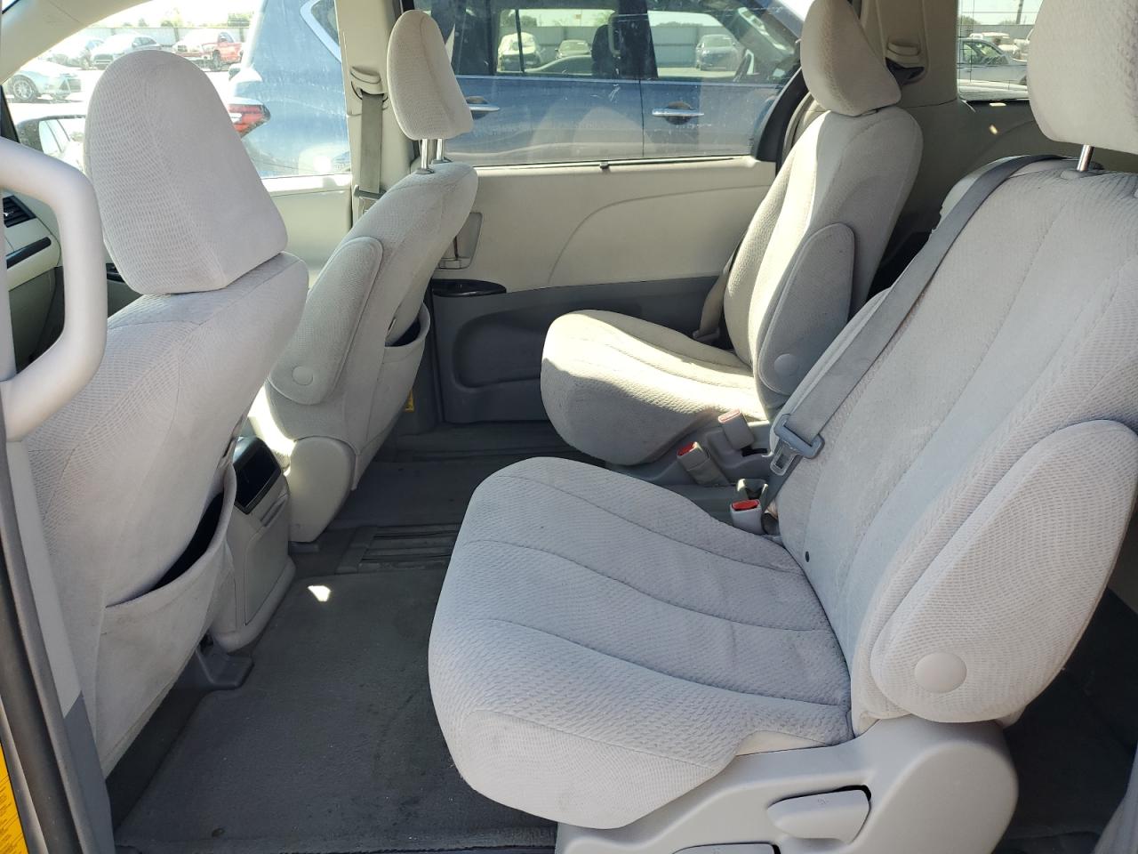 2012 Toyota Sienna Le VIN: 5TDKK3DC1CS177067 Lot: 80752135