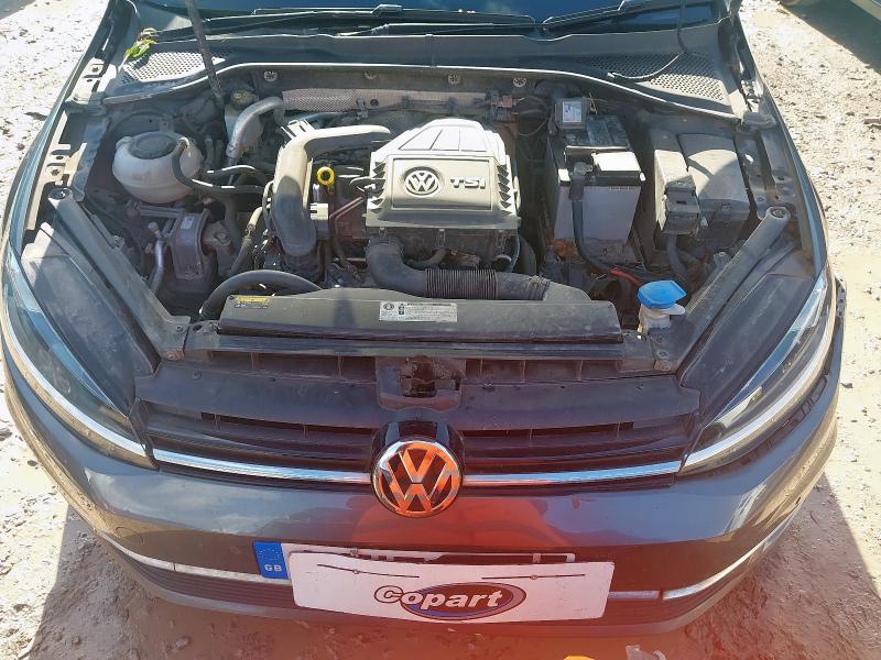2017 VOLKSWAGEN GOLF SE NAVIGATION TSI BM 
