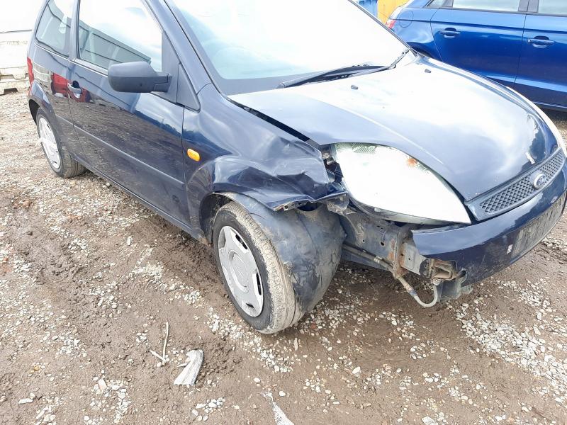 2004 FORD FIESTA FINESSE 
