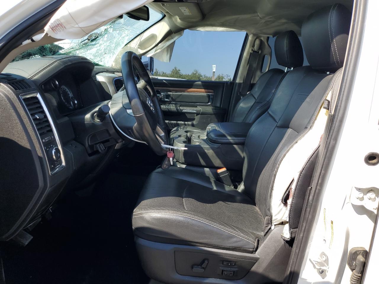 2018 Ram 2500 Laramie VIN: 3C6UR5NL2JG240498 Lot: 81719715