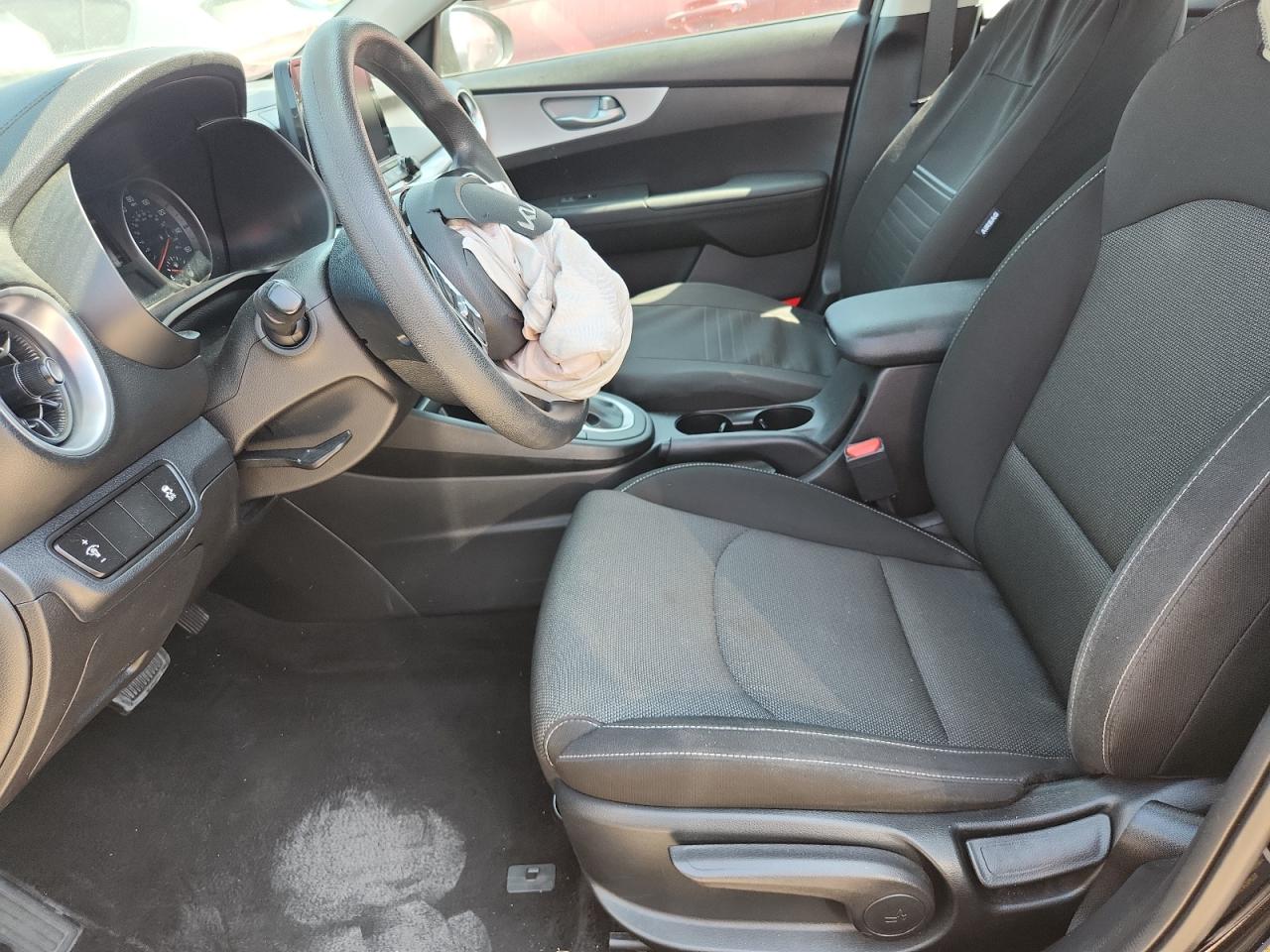 2023 Kia Forte Lx VIN: 3KPF24AD1PE577134 Lot: 81070035