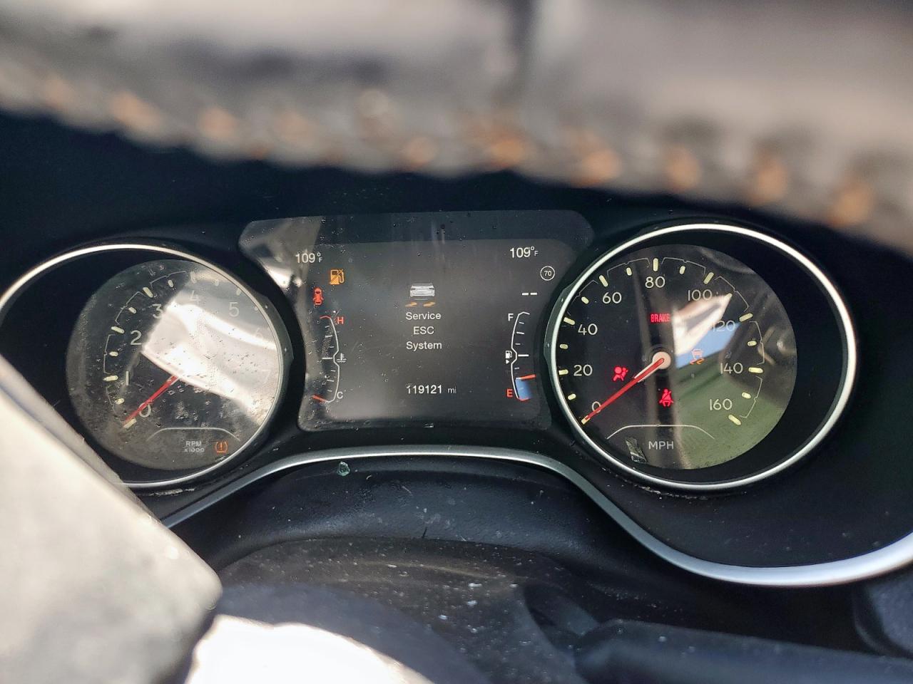 2018 Jeep Compass Latitude VIN: 3C4NJCBB8JT108731 Lot: 71779295