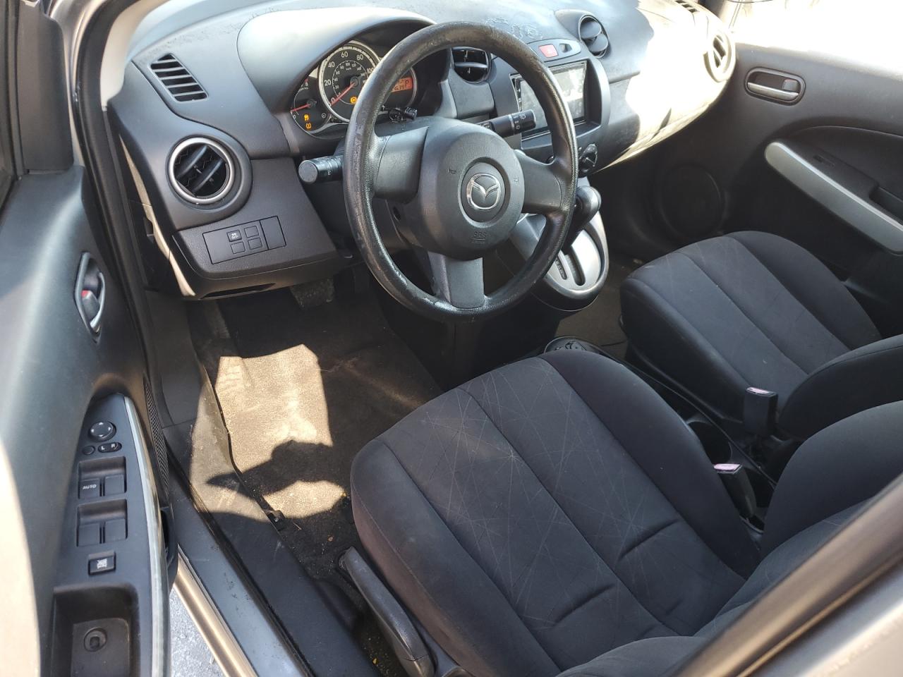 2012 Mazda Mazda2 VIN: JM1DE1KY8C0147098 Lot: 82110595