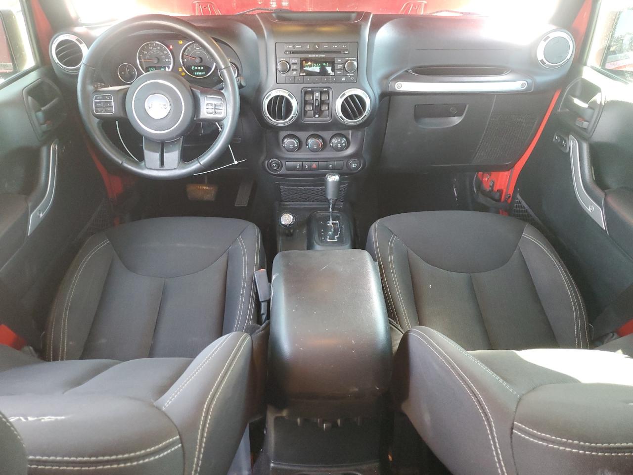 2018 Jeep Wrangler Unlimited Sahara VIN: 1C4BJWEGXJL935802 Lot: 80386365