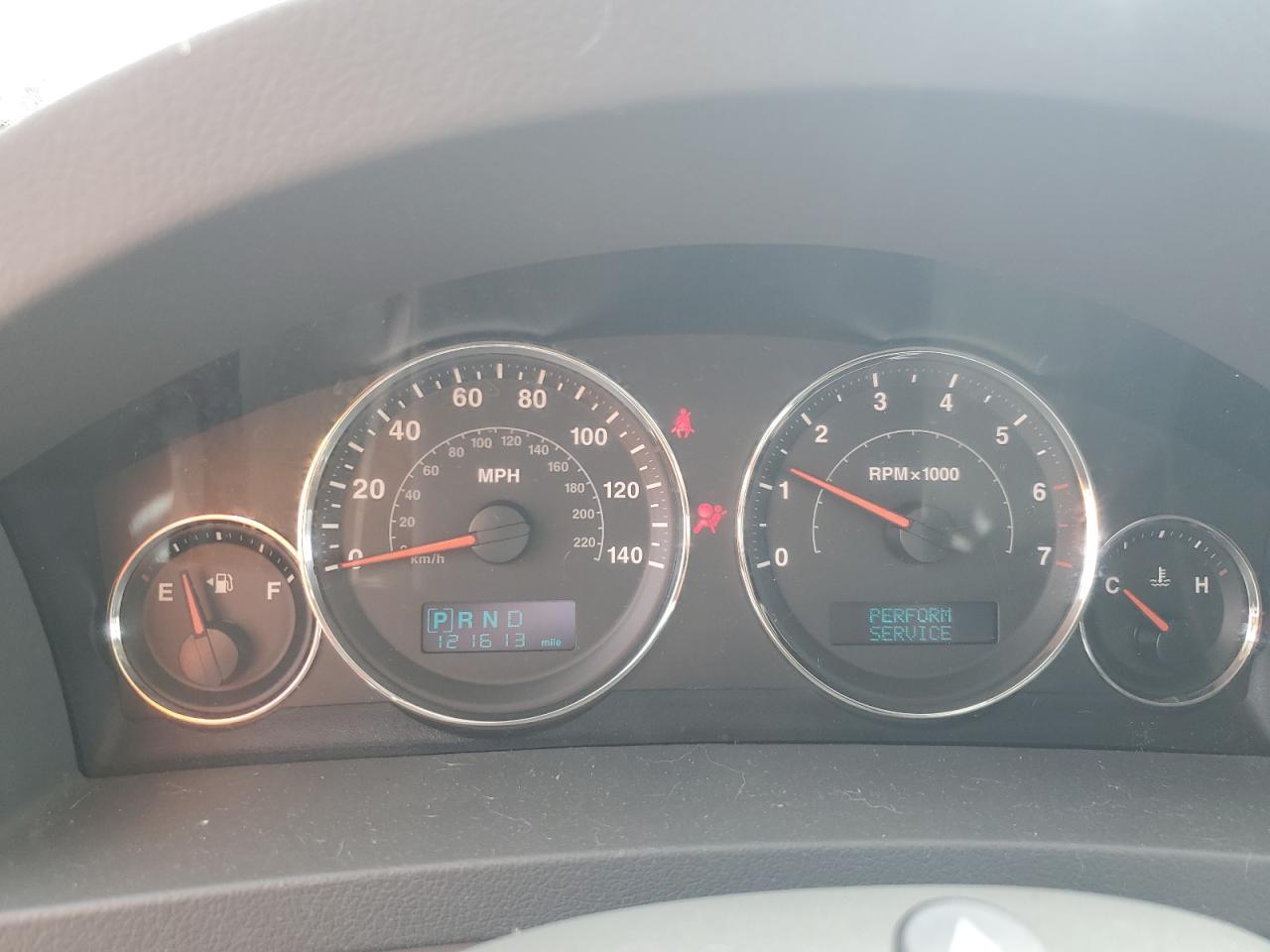 2007 Jeep Grand Cherokee Laredo VIN: 1J8GR48K47C649318 Lot: 71341935