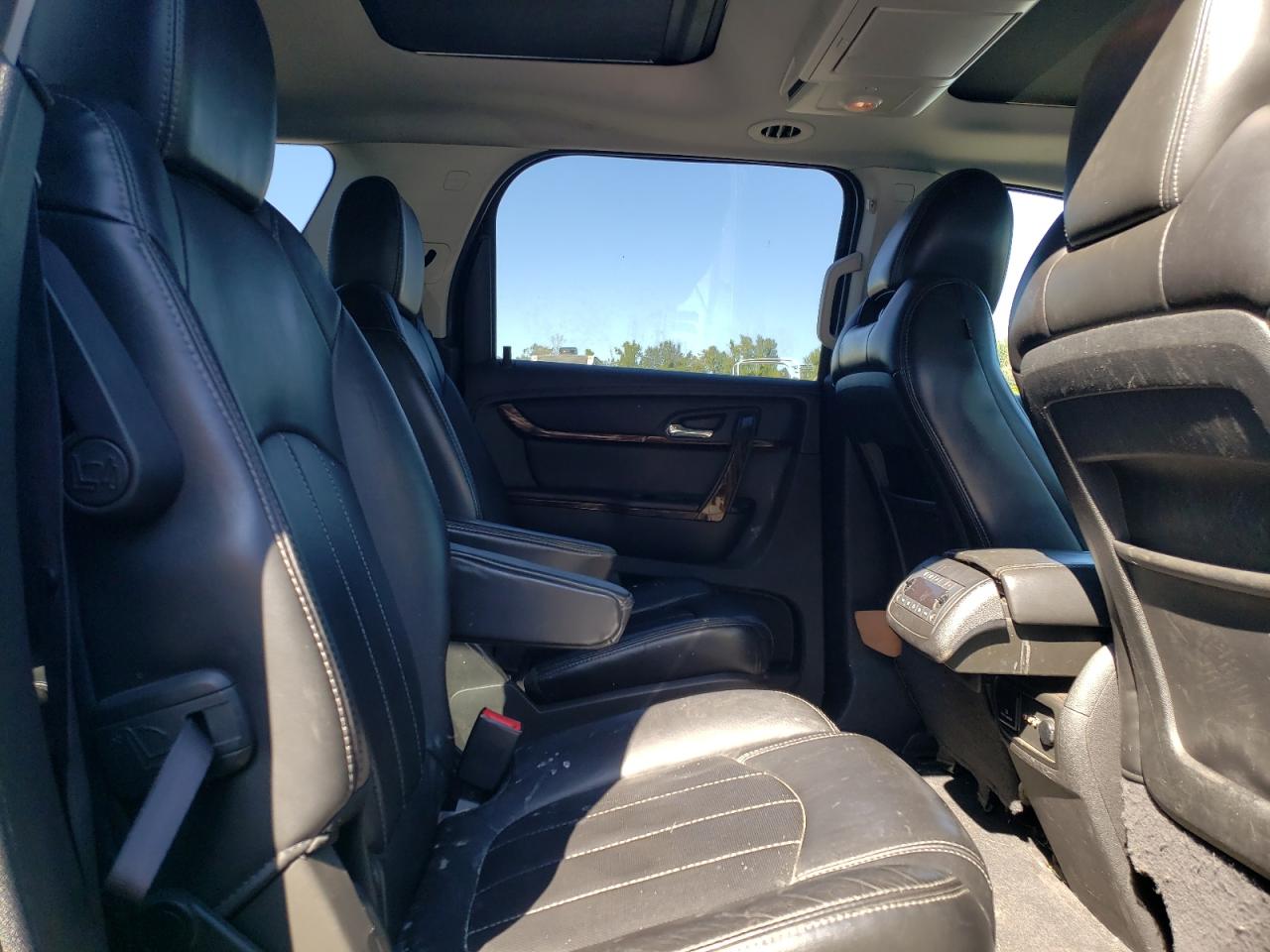 2013 GMC Acadia Denali VIN: 1GKKVTKD8DJ138613 Lot: 81070835