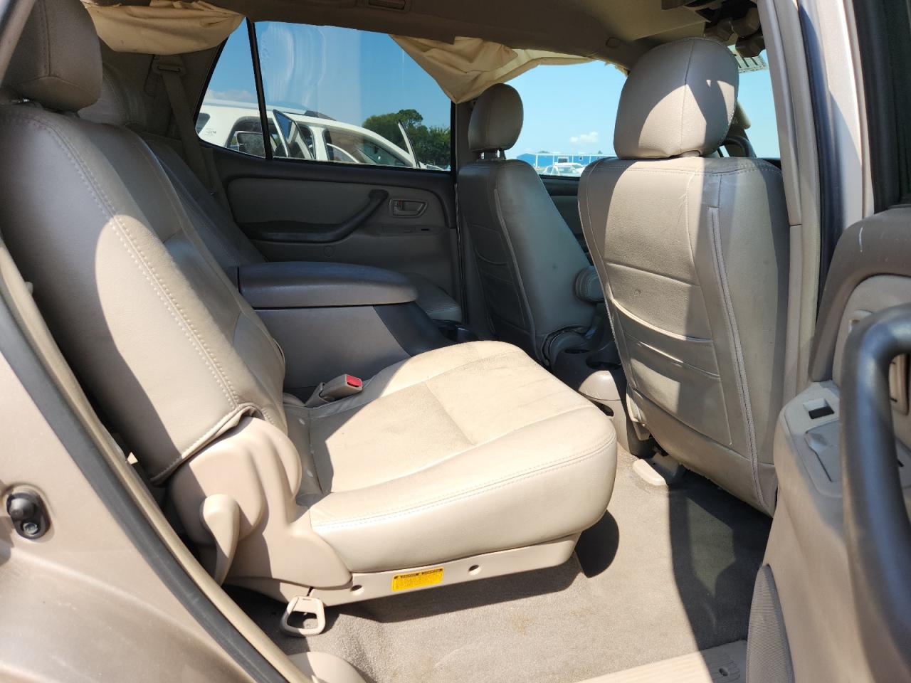 2007 Toyota Sequoia Sr5 VIN: 5TDZT34A27S285715 Lot: 71181485