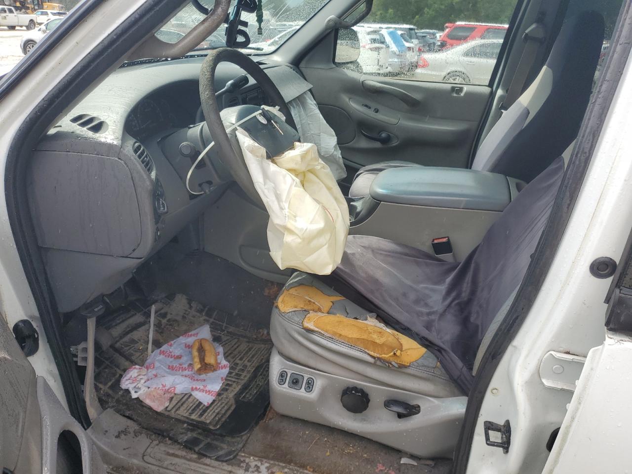 2001 Ford Expedition Xlt VIN: 1FMPU16L91LA69632 Lot: 81785695