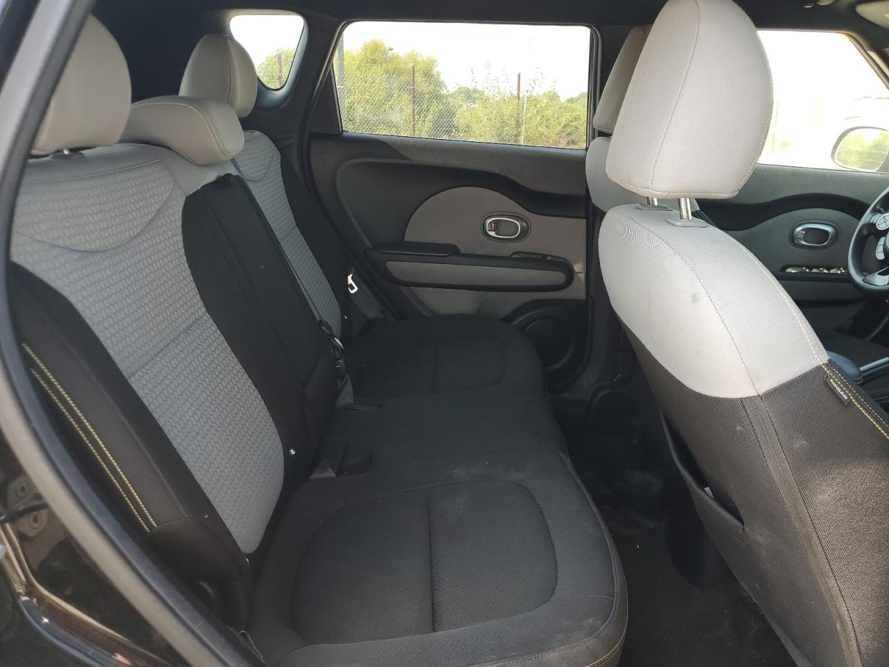 2014 Kia Soul + VIN: KNDJP3A53E7049137 Lot: 81242925