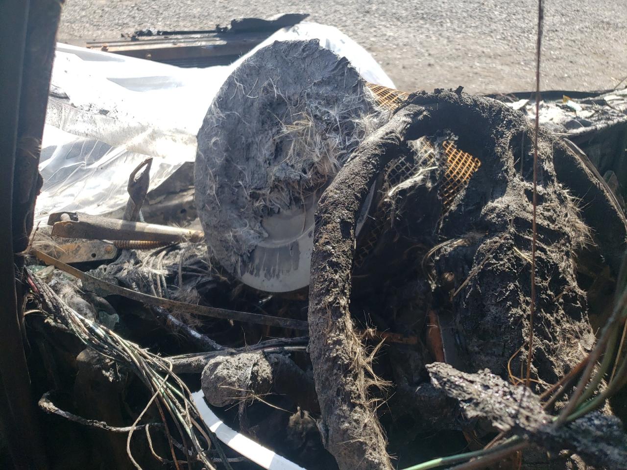 2007 International 7400 Refuse Truck VIN: 1HTWCAAN47J470413 Lot: 70372975